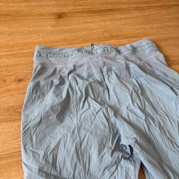 Lululemon Athletic Dance Studio MR Cropped Pants Belgian Blue Women’s Sz 10 - Picture 8 of 12
